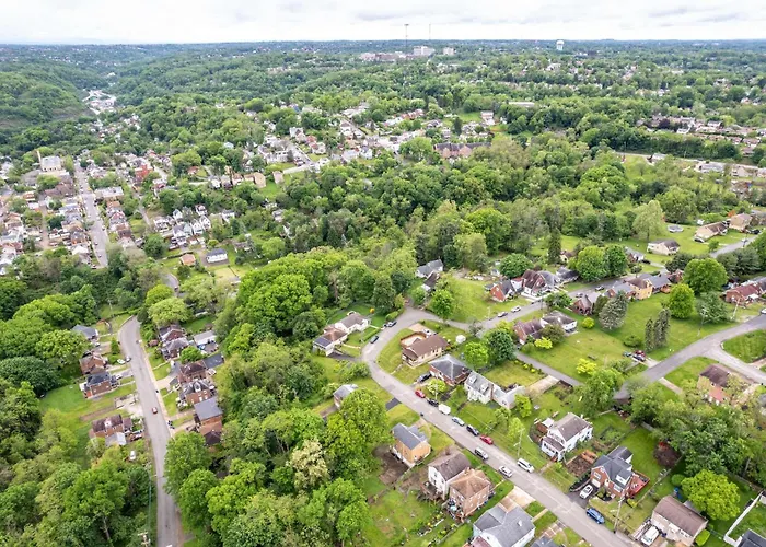 Apartment Spacious 4br Home-big Yard Huge Driveway *